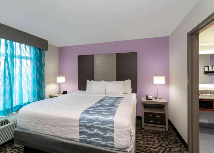 La Quinta By Wyndham Clarksville